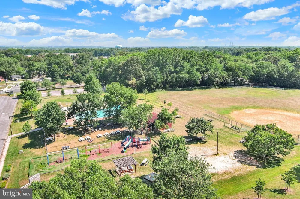 482 KENORA DRIVE Millersville, MD 21108