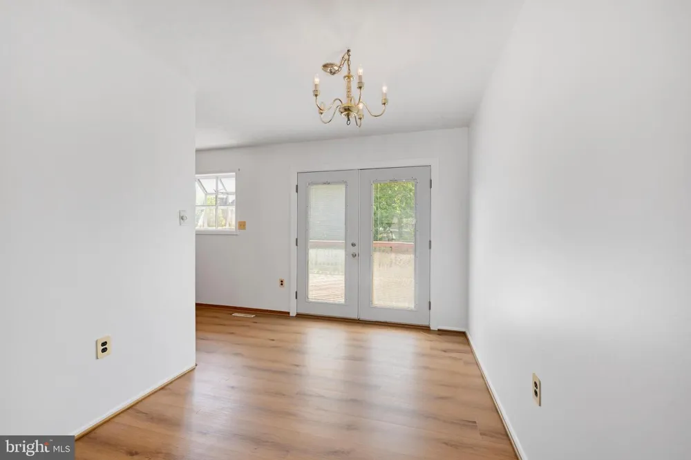 482 KENORA DRIVE Millersville, MD 21108
