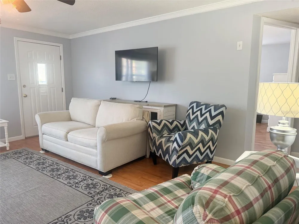 13157 CLAY AVENUE Largo, FL 33773