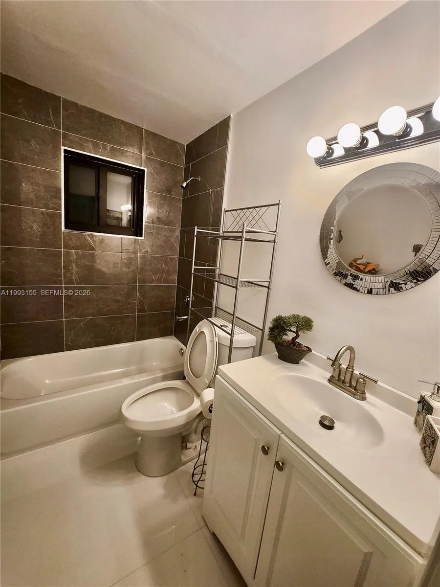 201 SW 62nd Ave Miami, FL 33144