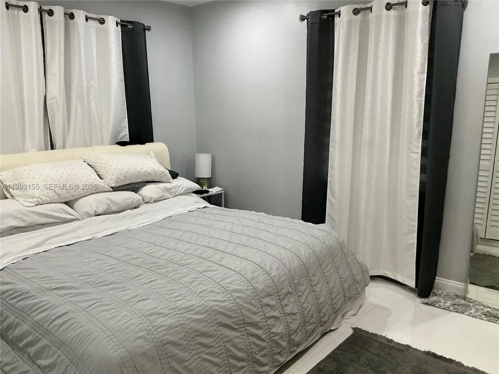201 SW 62nd Ave Miami, FL 33144