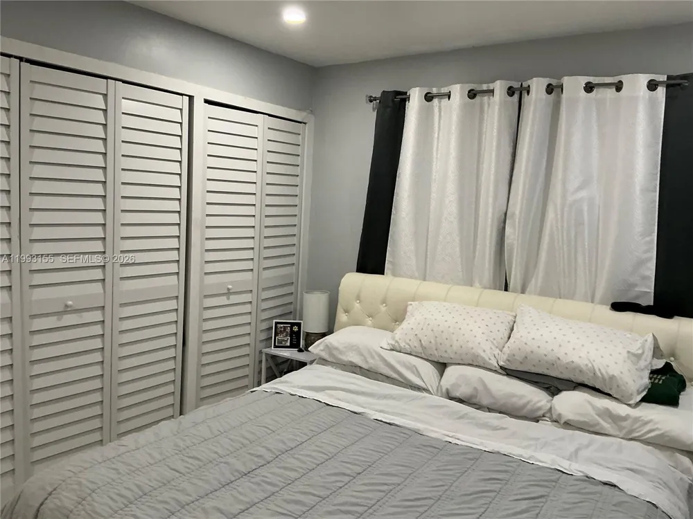 201 SW 62nd Ave Miami, FL 33144