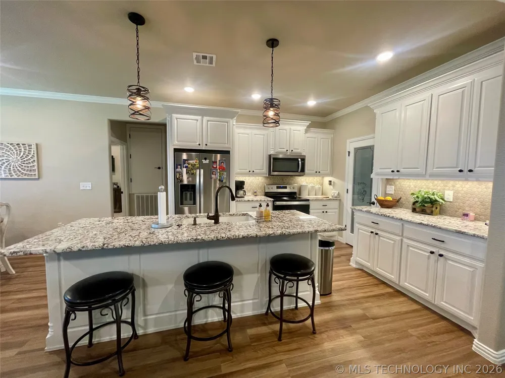 46 Blackberry Durant, OK 74701