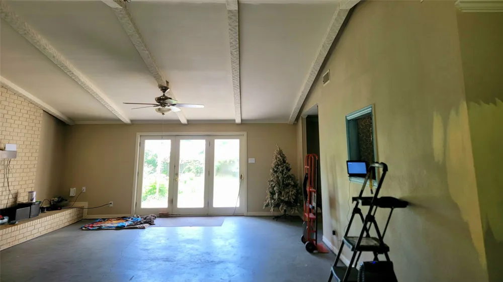 706 W Fourth Clarksville, TX 75426