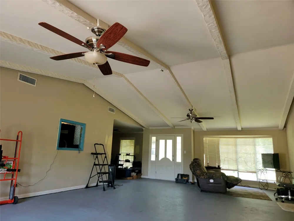 706 W Fourth Clarksville, TX 75426