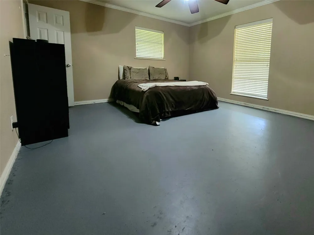 706 W Fourth Clarksville, TX 75426