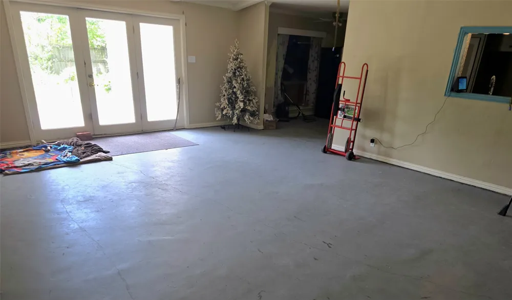 706 W Fourth Clarksville, TX 75426