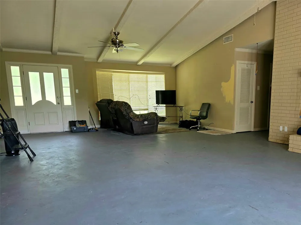706 W Fourth Clarksville, TX 75426