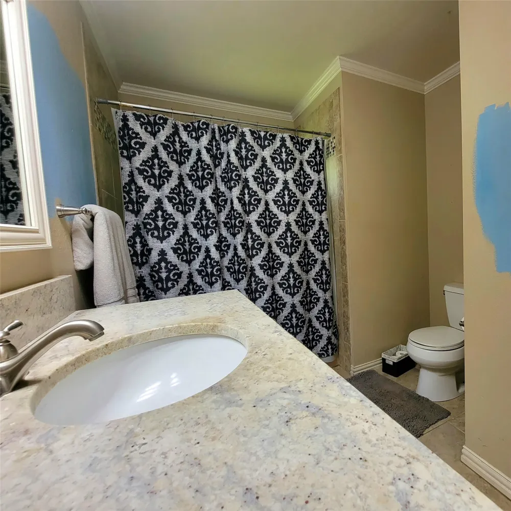 706 W Fourth Clarksville, TX 75426