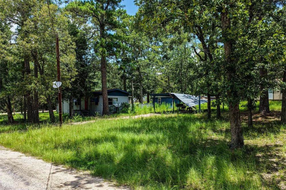 383 Post Oak Circle Trinity, TX 75862