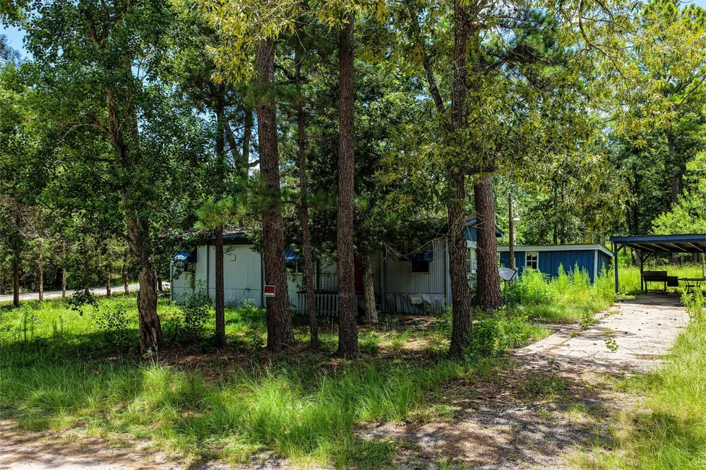383 Post Oak Circle Trinity, TX 75862