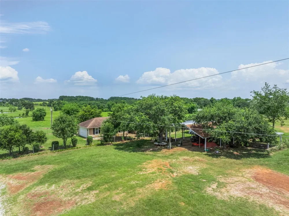 32675 Fm 1488 Road Hempstead, TX 77445