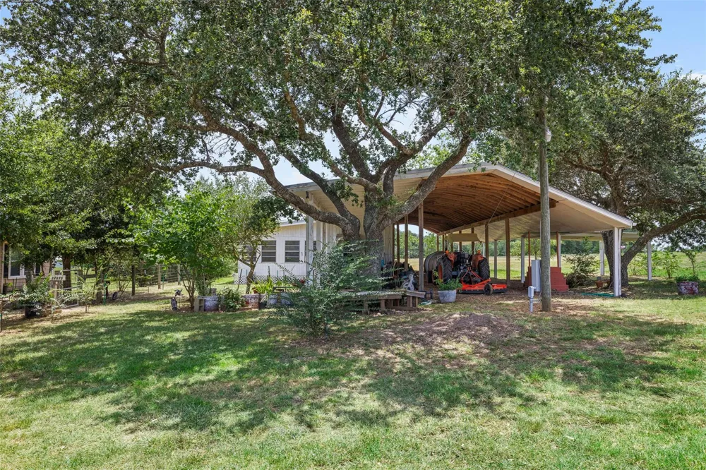 32675 Fm 1488 Road Hempstead, TX 77445
