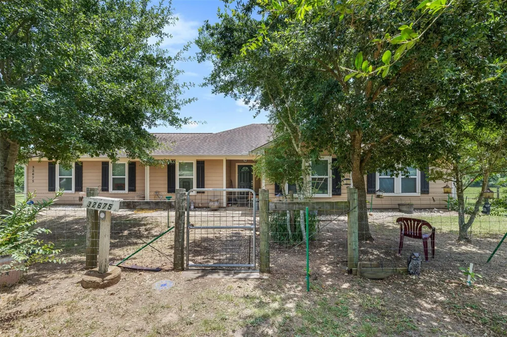 32675 Fm 1488 Road Hempstead, TX 77445