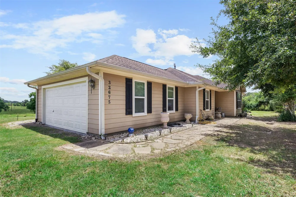32675 Fm 1488 Road Hempstead, TX 77445