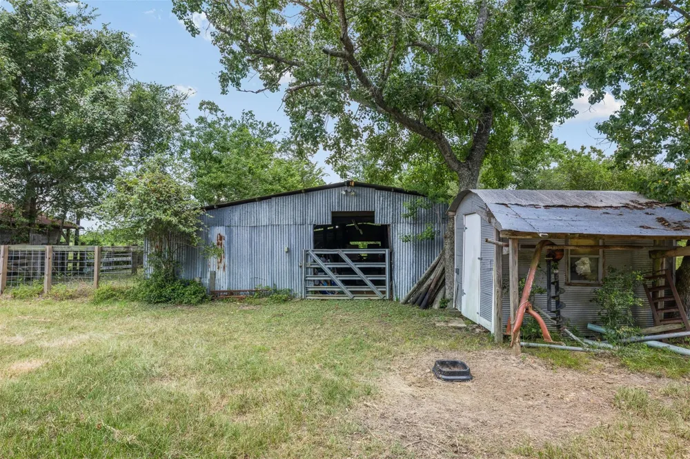 32675 Fm 1488 Road Hempstead, TX 77445
