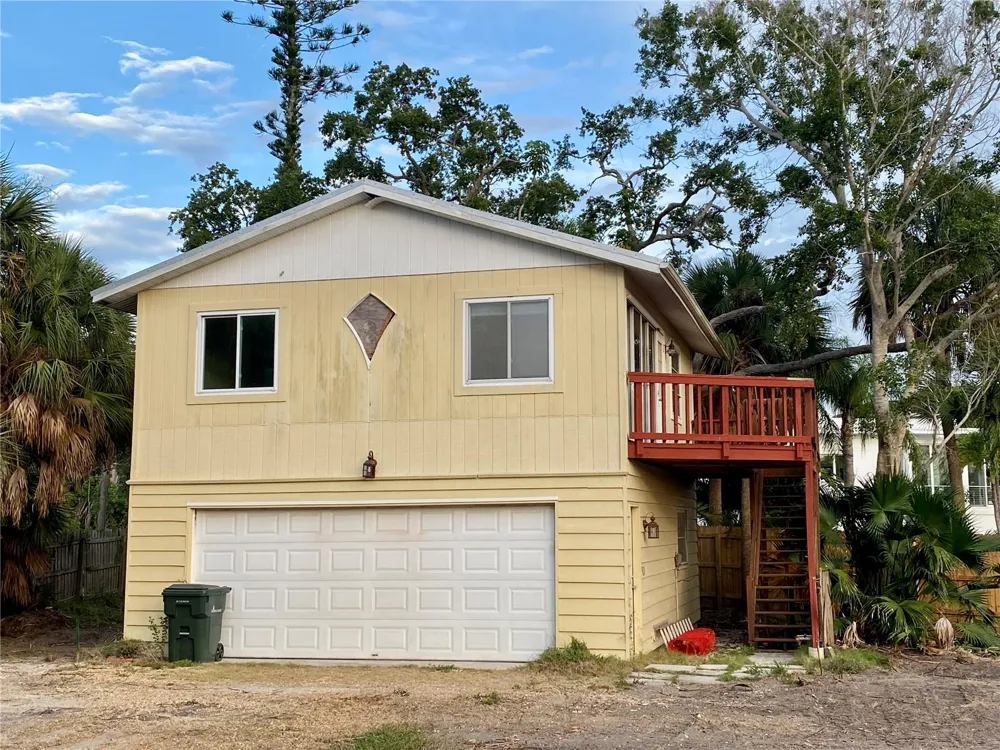 7820 MIDNIGHT PASS Sarasota, FL 34242