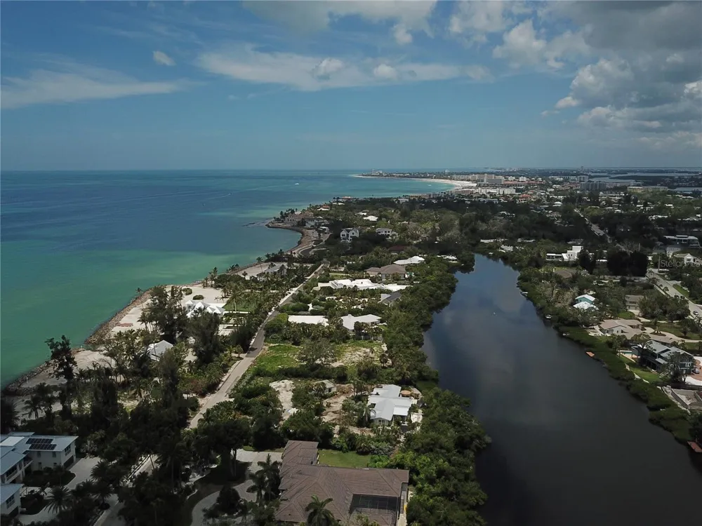 7820 MIDNIGHT PASS Sarasota, FL 34242