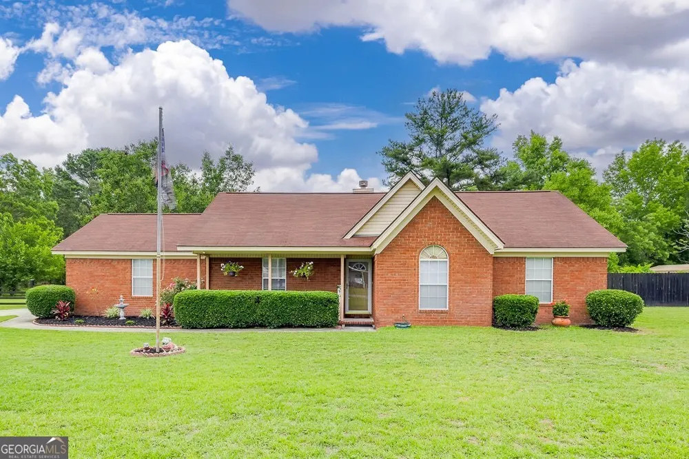 39 Del A Rae CIR Guyton, GA 31312