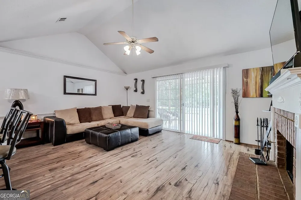 39 Del A Rae CIR Guyton, GA 31312