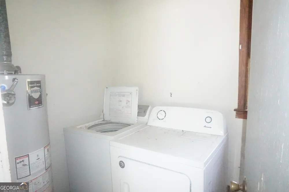 72 Bell ST Hartwell, GA 30643