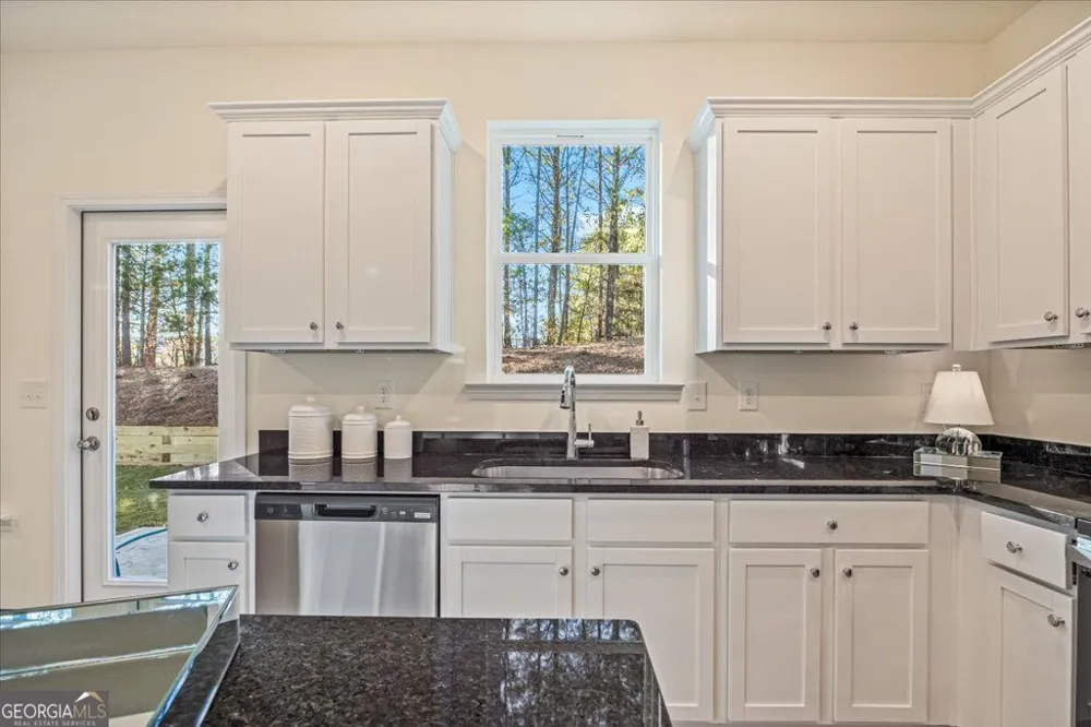2569 RIVERSIDE RD Conyers, GA 30013