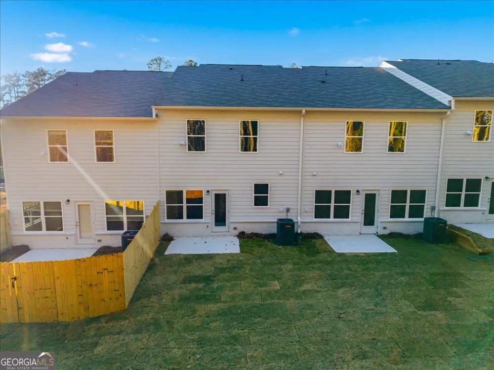 2569 RIVERSIDE RD Conyers, GA 30013