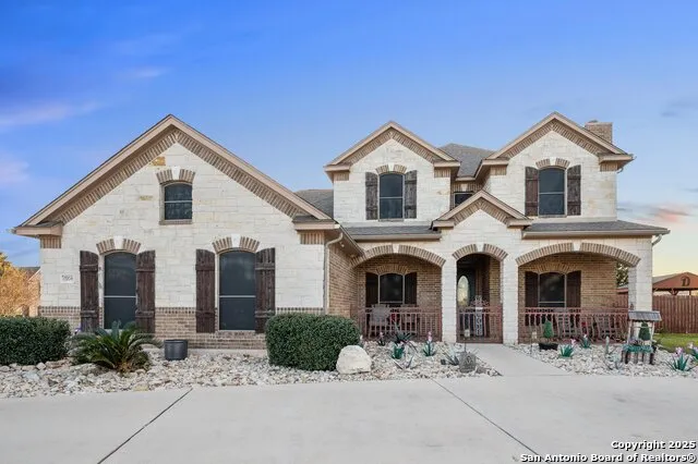 6904 LAURA HTS Schertz, TX 78154