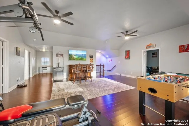 6904 LAURA HTS Schertz, TX 78154