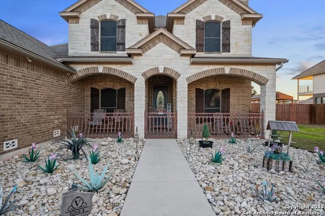 6904 LAURA HTS Schertz, TX 78154