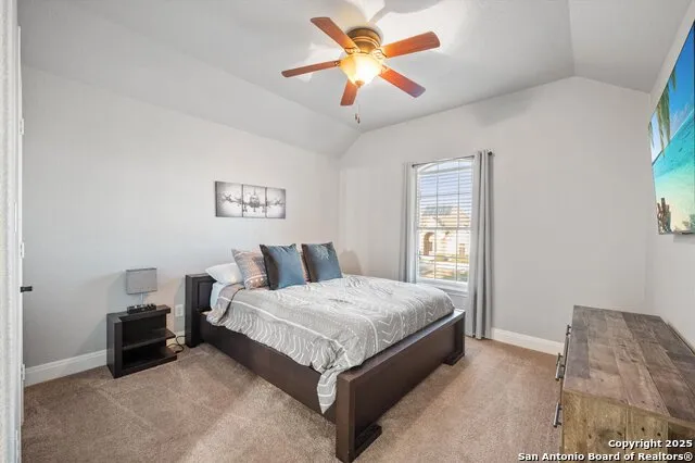 6904 LAURA HTS Schertz, TX 78154