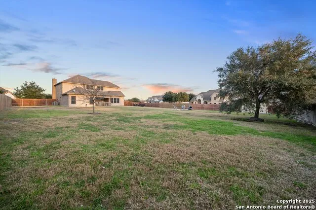 6904 LAURA HTS Schertz, TX 78154