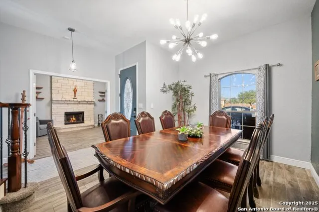 6904 LAURA HTS Schertz, TX 78154