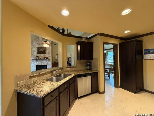 28799 US HIGHWAY 83 Concan, TX 78838