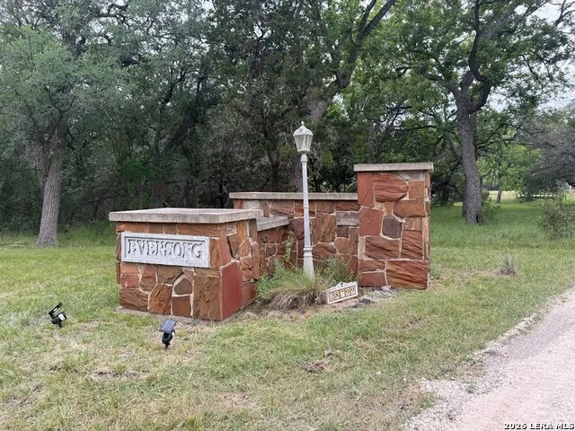 28799 US HIGHWAY 83 Concan, TX 78838