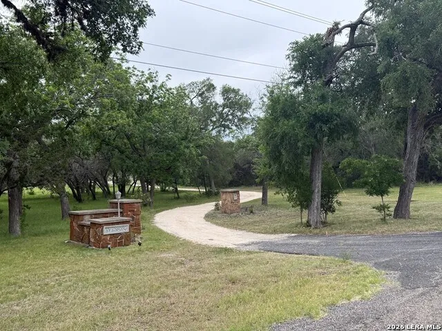 28799 US HIGHWAY 83 Concan, TX 78838