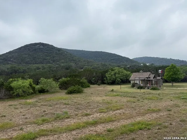 28799 US HIGHWAY 83 Concan, TX 78838