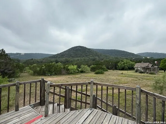 28799 US HIGHWAY 83 Concan, TX 78838