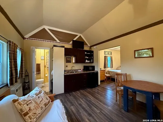 28799 US HIGHWAY 83 Concan, TX 78838