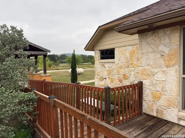 28799 US HIGHWAY 83 Concan, TX 78838