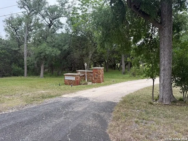 28799 US HIGHWAY 83 Concan, TX 78838