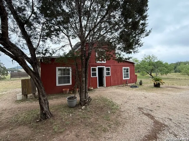 28799 US HIGHWAY 83 Concan, TX 78838
