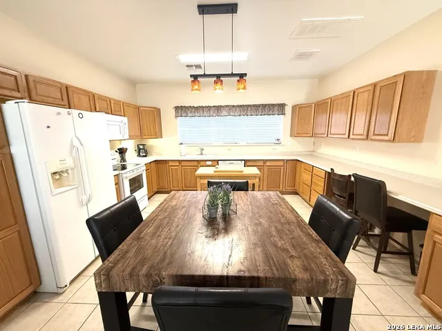 25 Cenizo Brackettville, TX 78832
