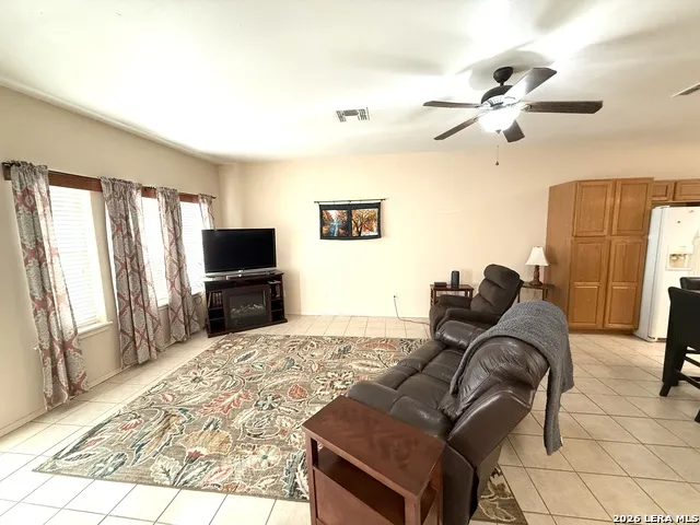 25 Cenizo Brackettville, TX 78832