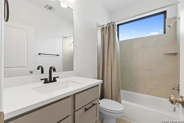 250 Navarro Boerne, TX 78006