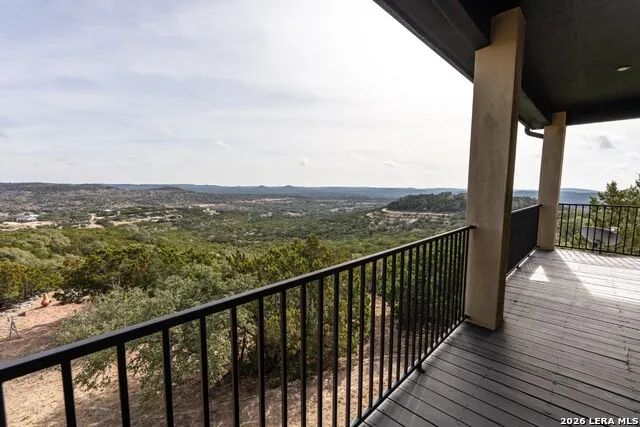 285 Timberhill Pipe Creek, TX 78063