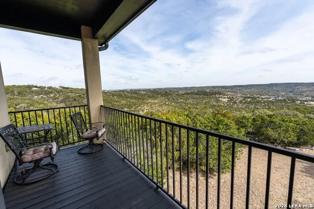 285 Timberhill Pipe Creek, TX 78063