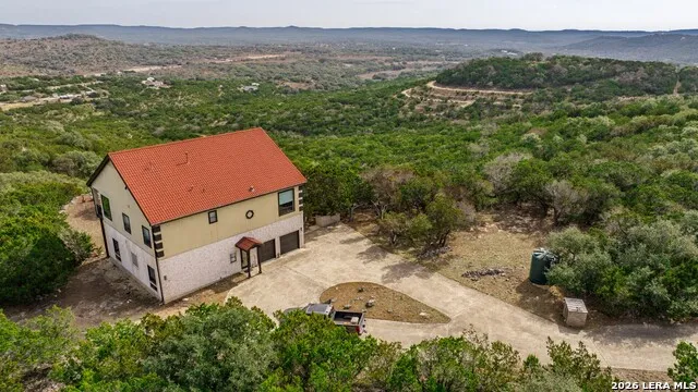 285 Timberhill Pipe Creek, TX 78063