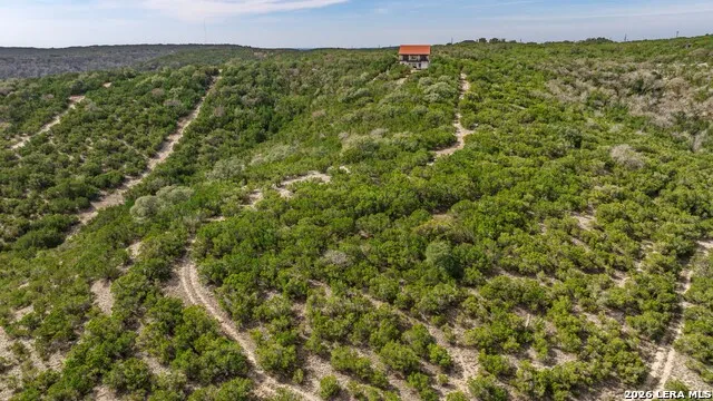 285 Timberhill Pipe Creek, TX 78063