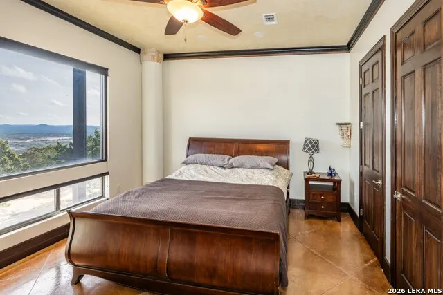 285 Timberhill Pipe Creek, TX 78063